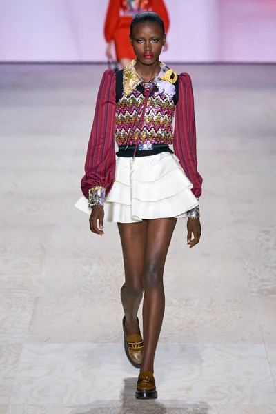 Look 7